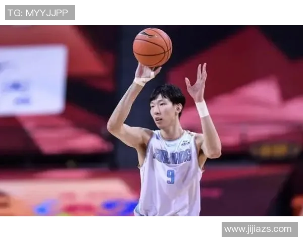 姚明重返赛场震撼NBL联赛引发球迷热议与期待