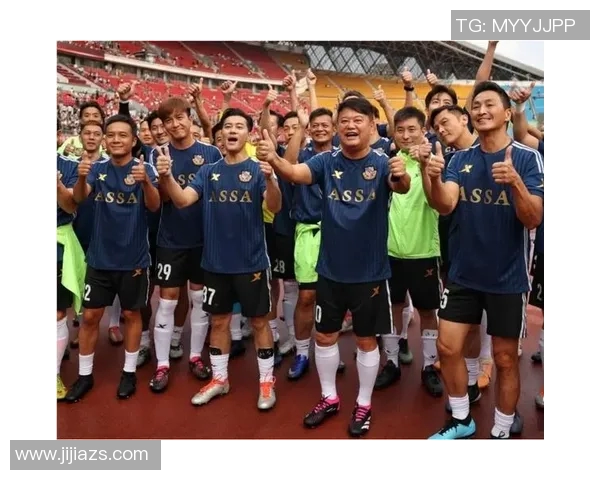 香港足球明星队南沙热血出征展现足球魅力与团结精神