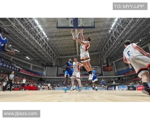 儿童明星篮球赛精彩瞬间高清照片集锦展现小球员的无限魅力与活力